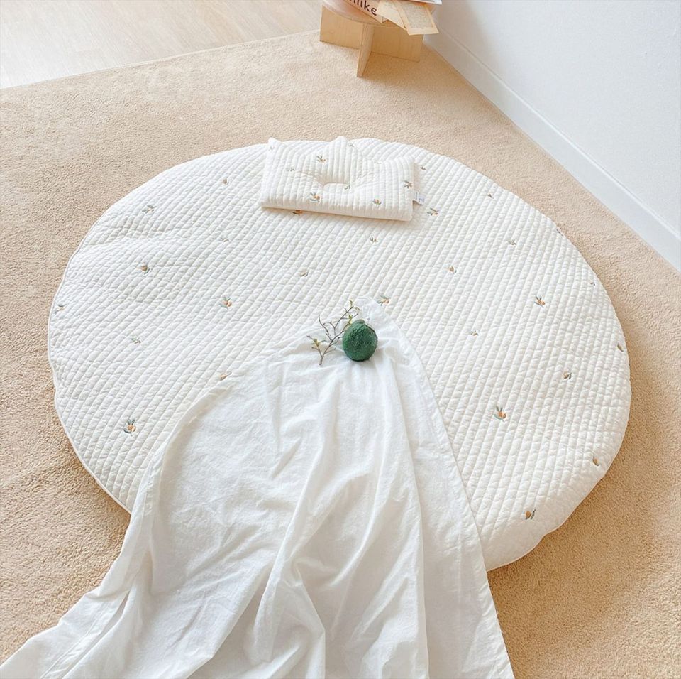 Tapis rond pour bébé rembourré avec tête d'animaux