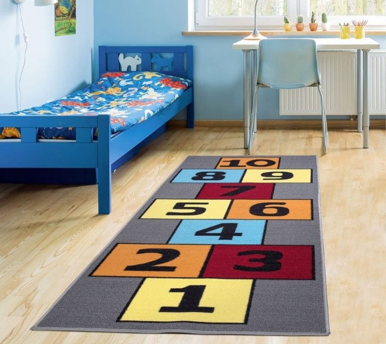 Tapis marelle gris pour chambre d'enfant