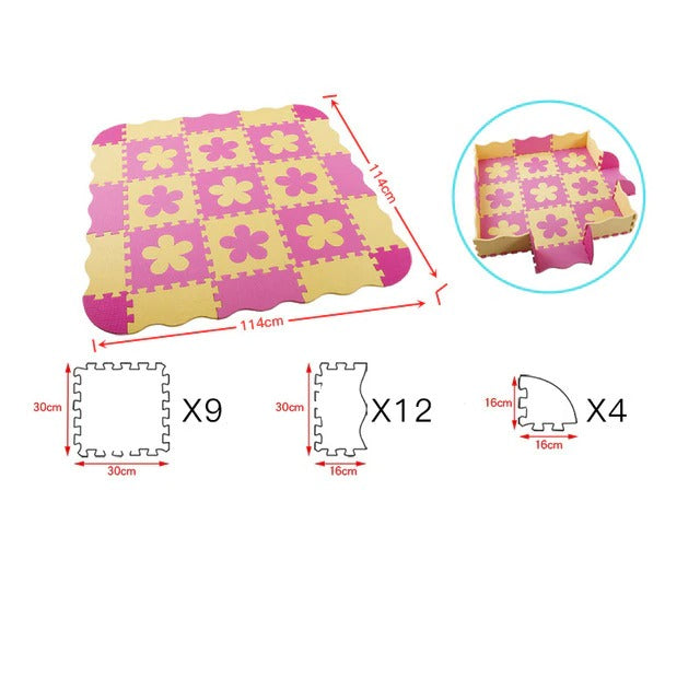 Tapis mousse formes géométriques en fleurs avec clôture