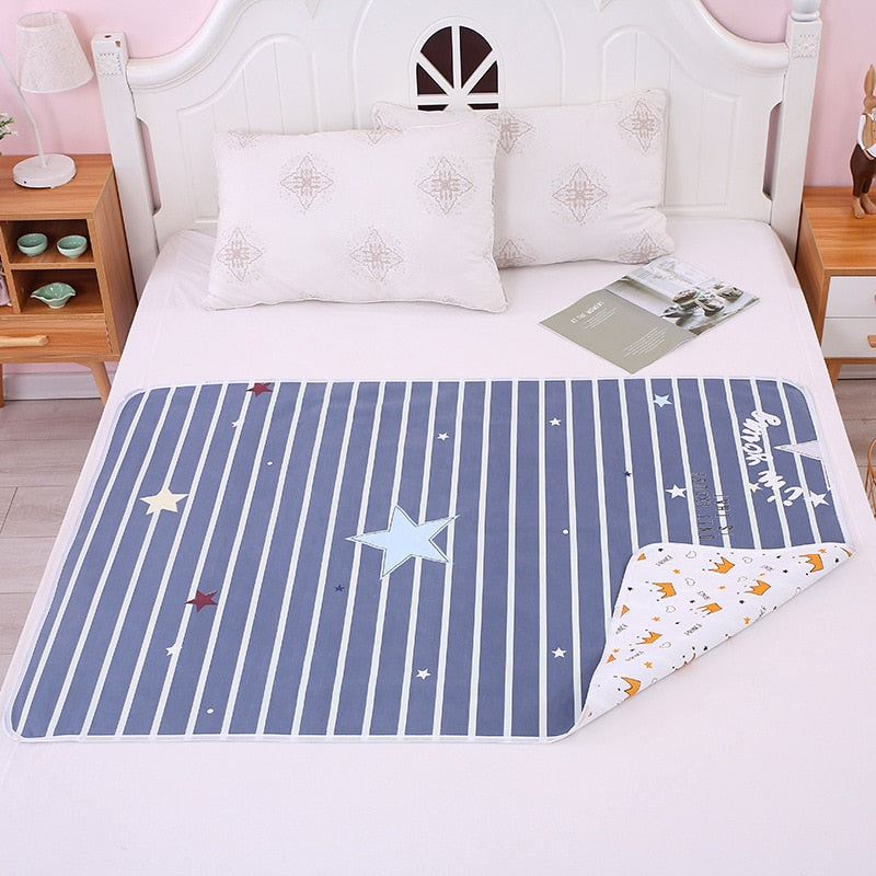Tapis à langer portable pour bébé motif espace