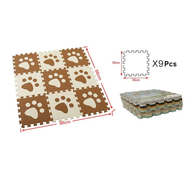 Tapis mousse pour chambre bébé avec des pattes d'ours